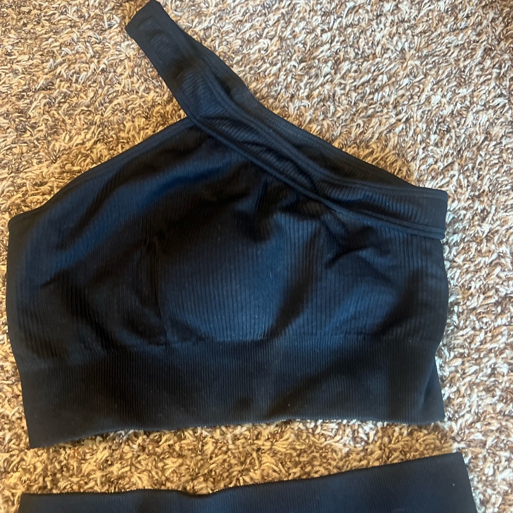 Black Ribbed Two-Piece Set - Picture 3 of 4